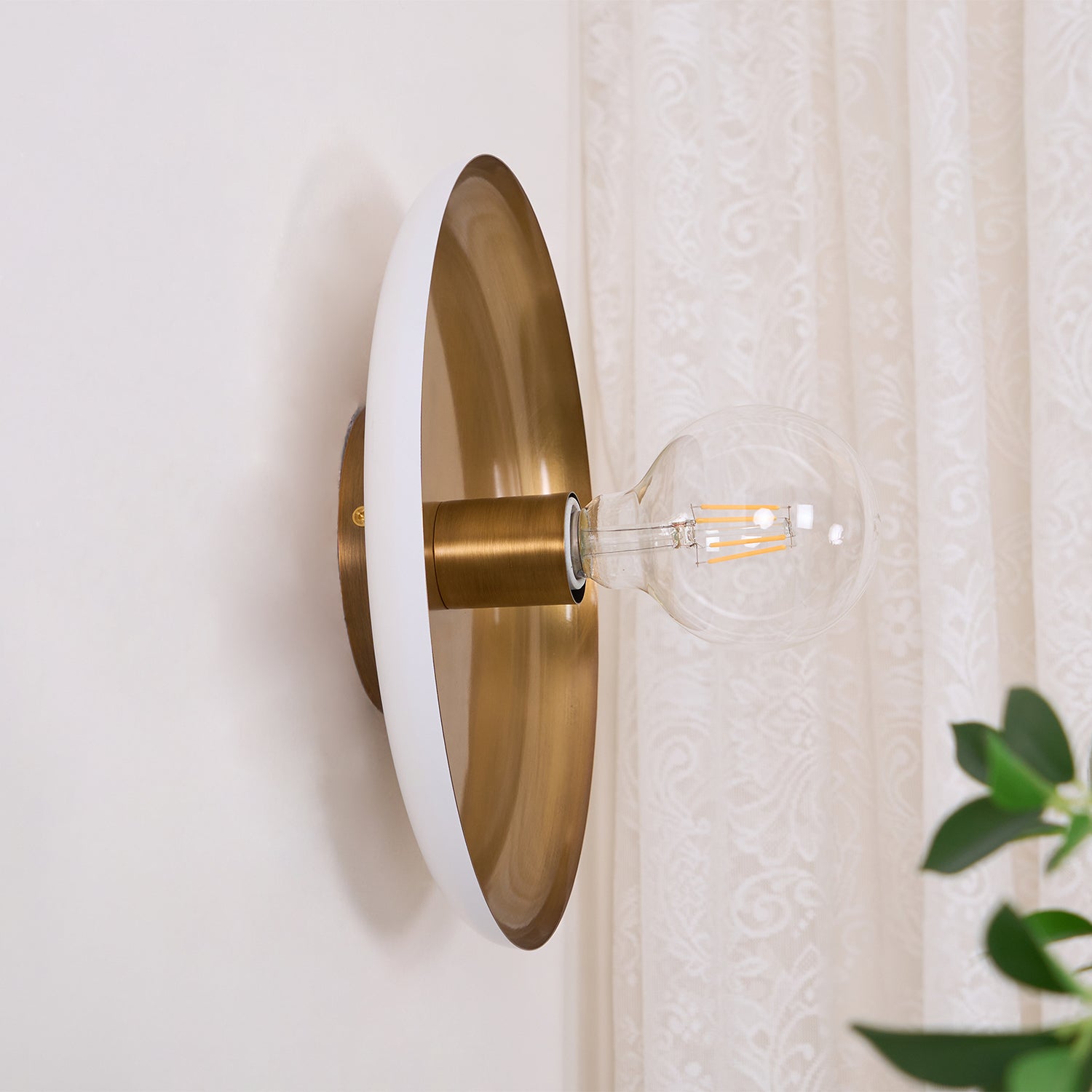 Solara_Disc_Wall_Lamp__7