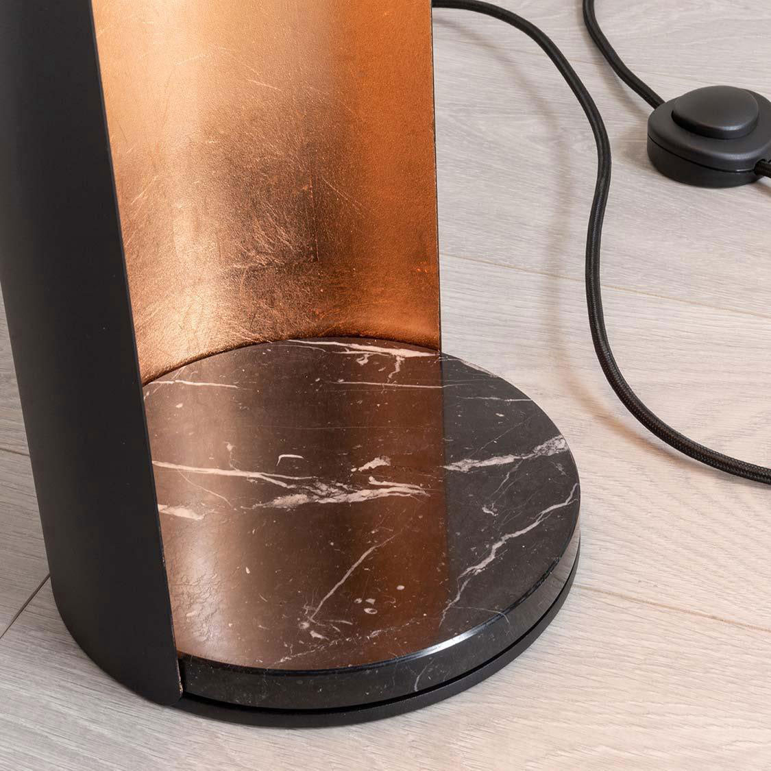 Solis_Column_Floor_Lamp_4