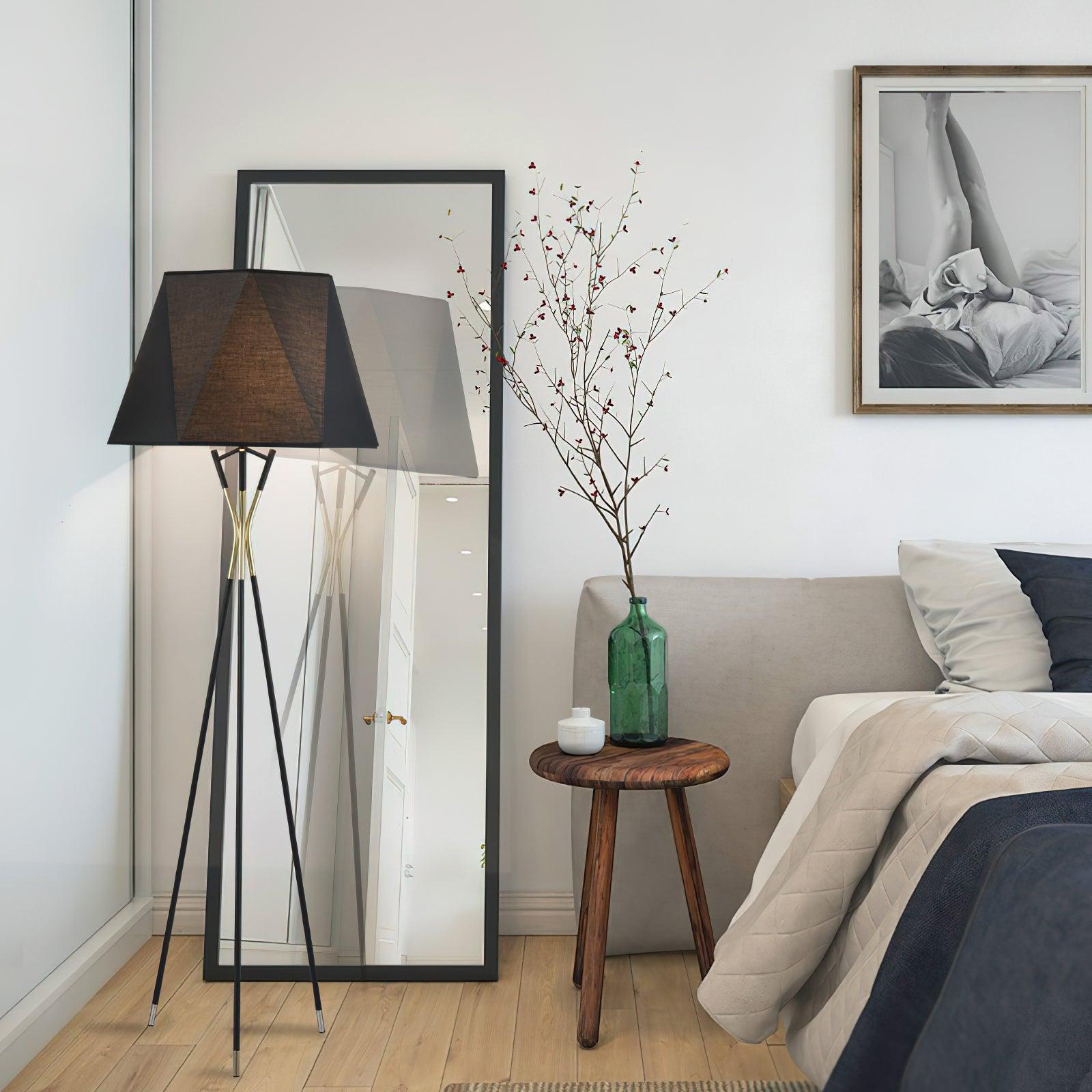 Solitaire_Floor_Lamp_1