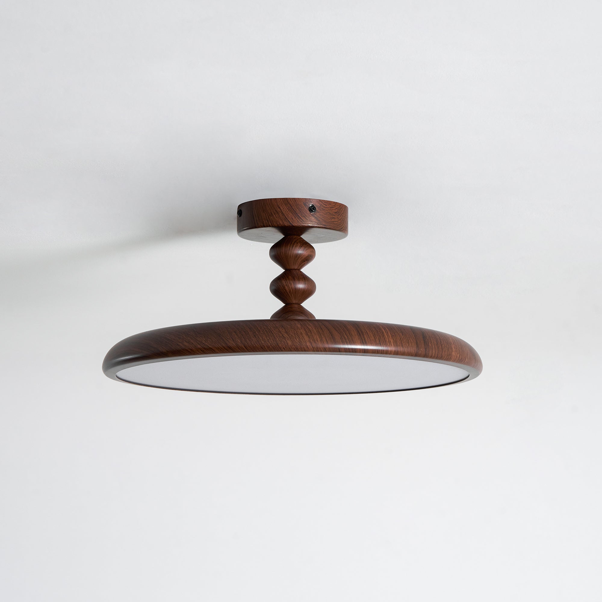 Soluna_Ceiling_Light_111_e88f3cc5-0358-489e-9318-882dbde8f757