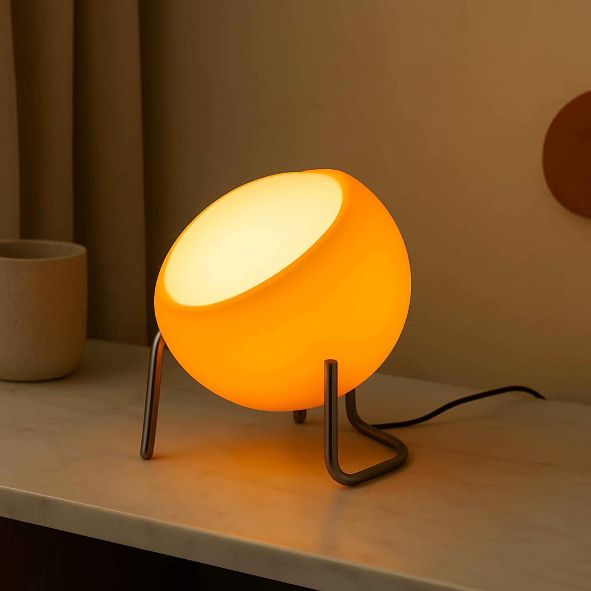 Space_Age_Table_Lamp_2