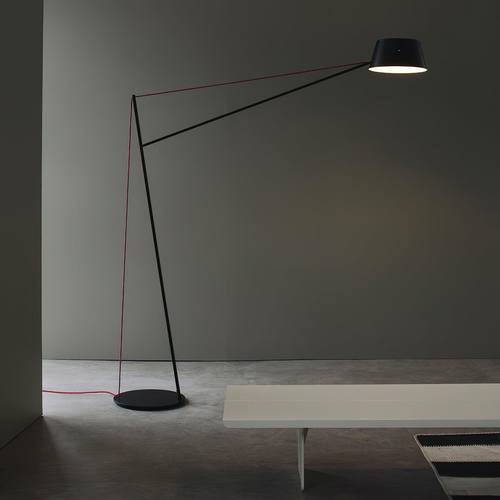 Spar_Floor_Lamp_1