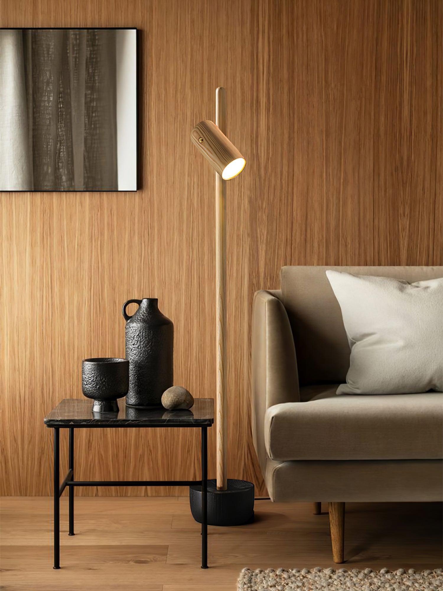 Spotlight_Wood_Floor_Lamp_2