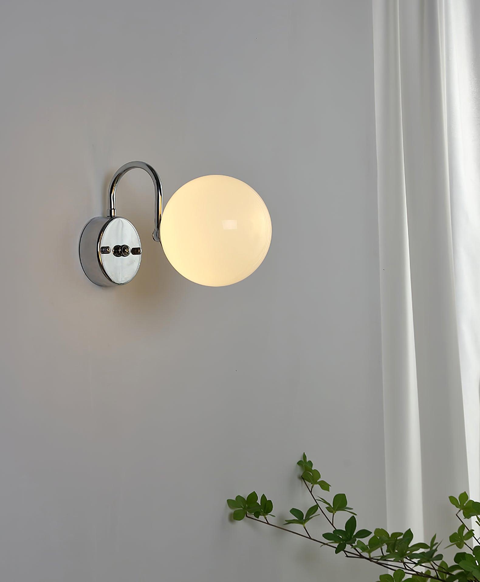 Staggered_Glass_Sconce_9