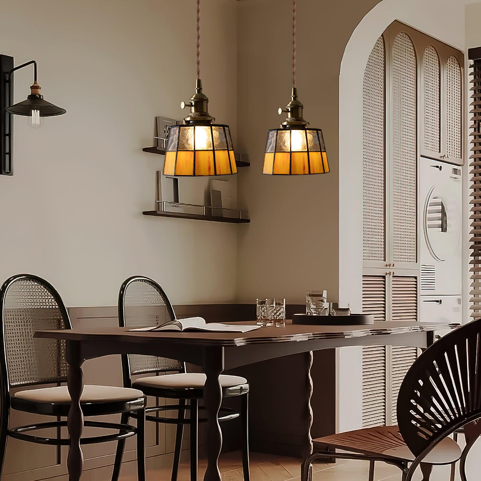 Stained_Glass_Pendant_Light._6