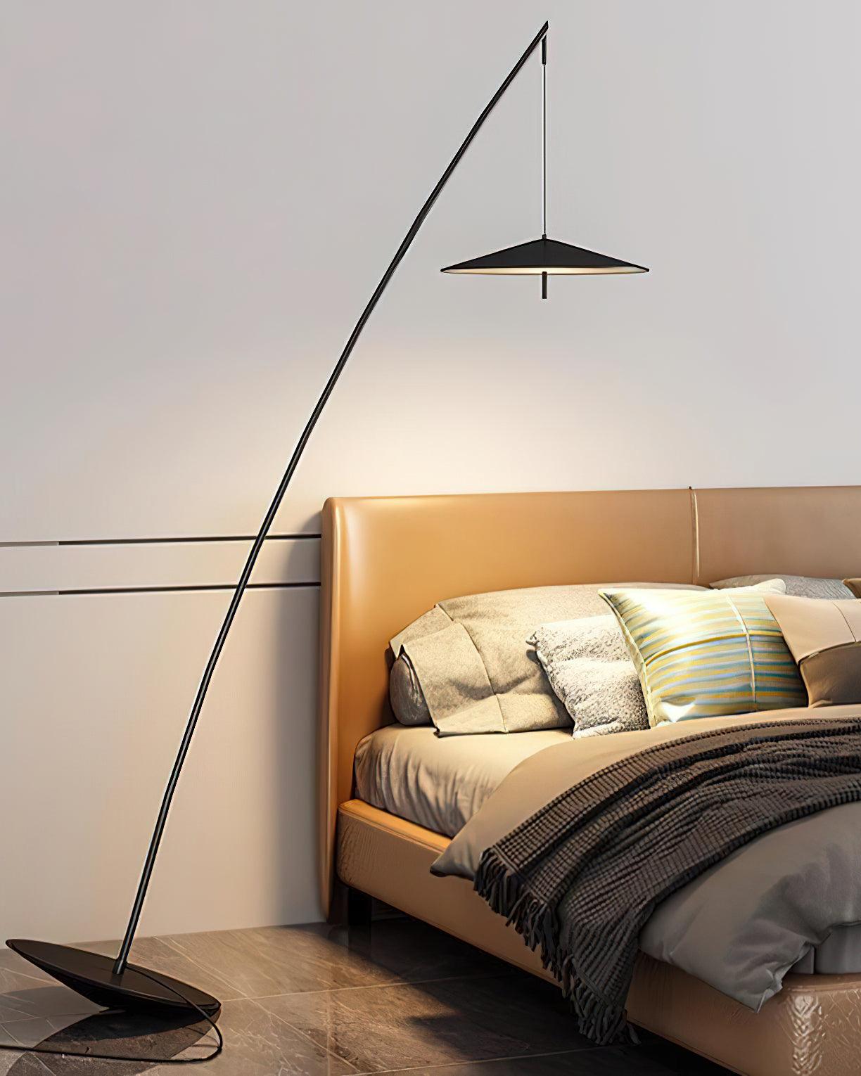 Steadfast_Floor_Lamp_17