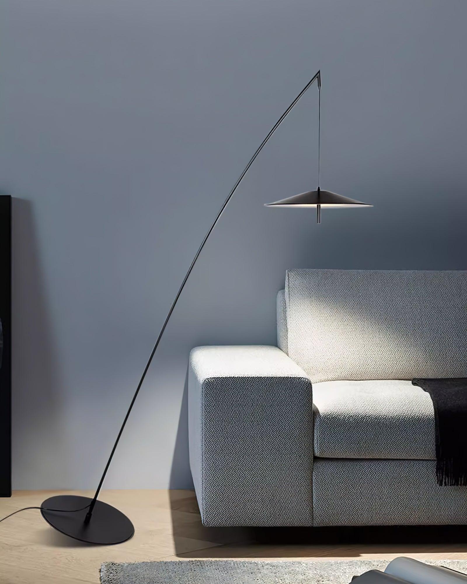 Steadfast_Floor_Lamp_3