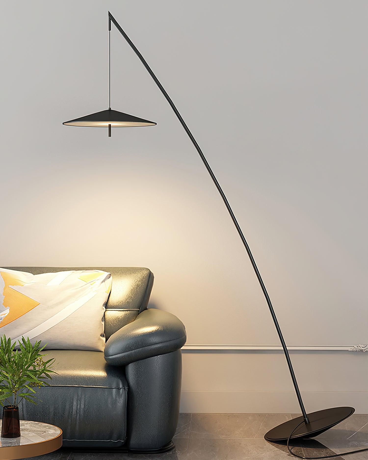Steadfast_Floor_Lamp_4