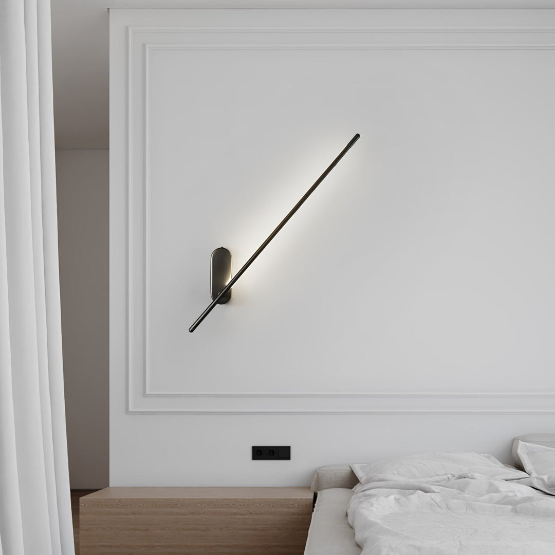 Stick-Shaped-Metal-Sconce_11_ed3c41cf-7ff4-4cd2-88d3-c6e47c7a3167