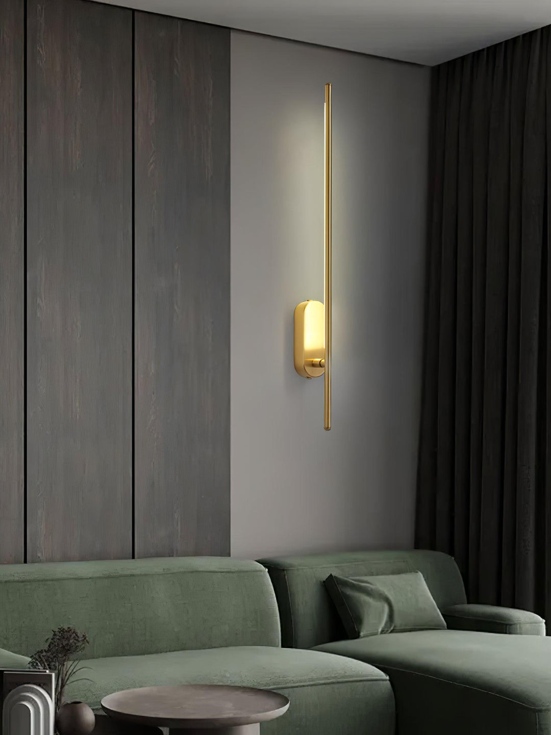 Stick-Shaped-Metal-Sconce_19_a5019335-08cc-47ab-b1ac-758b3112905b