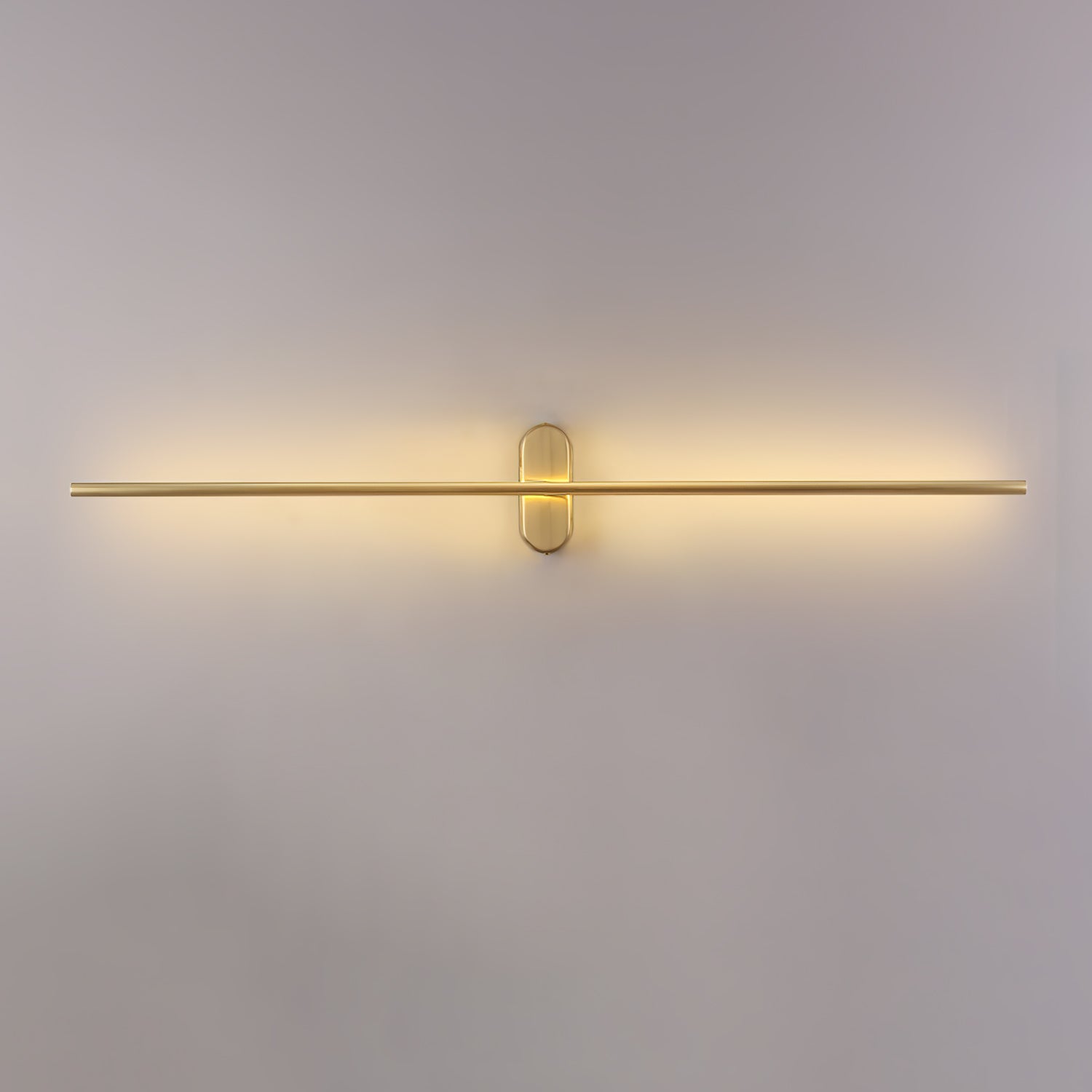 Stick-Shaped-Metal-Sconce_25_1ec5c523-5533-4d4c-a1aa-68e534af4ca5