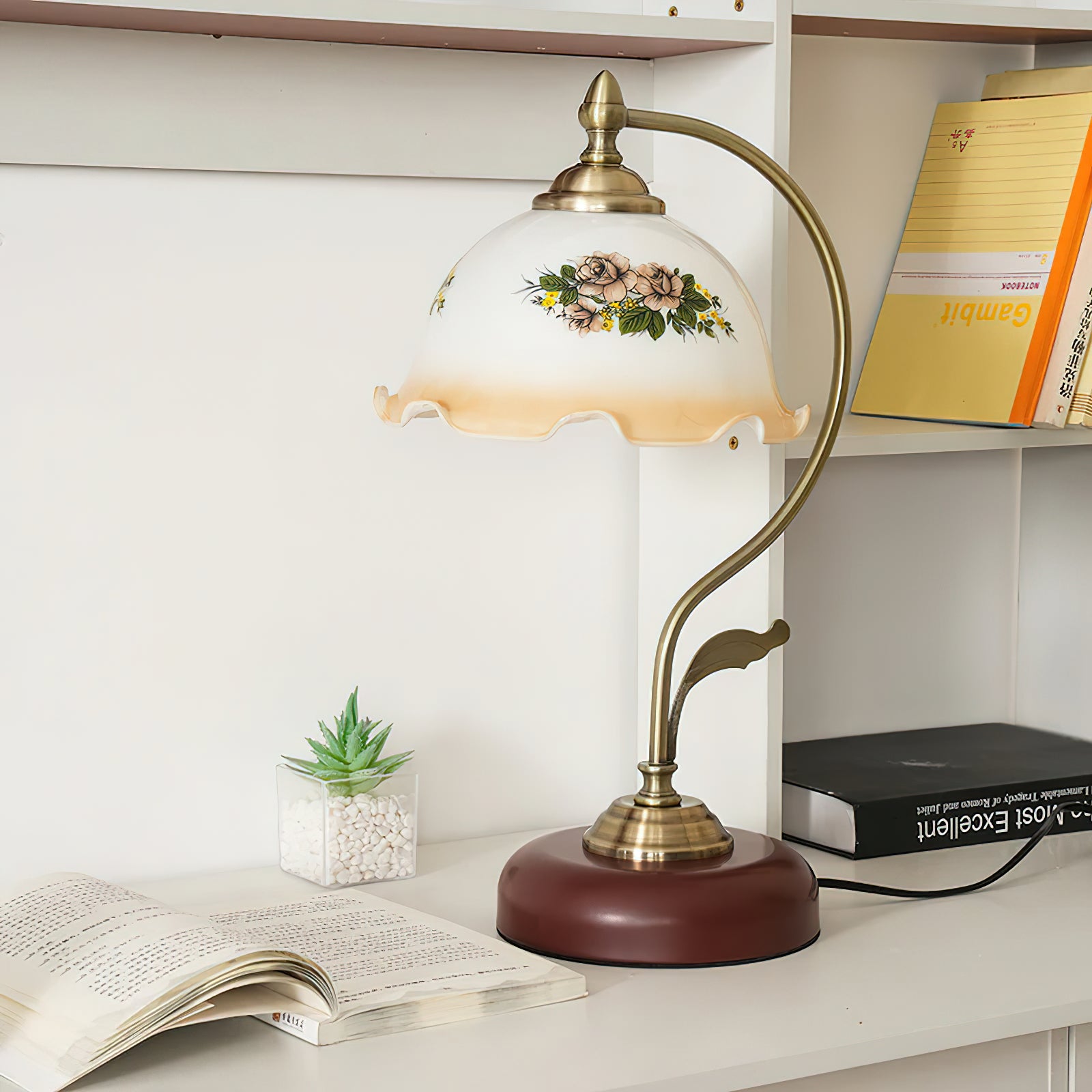 Stolna-Table-Lamp_11