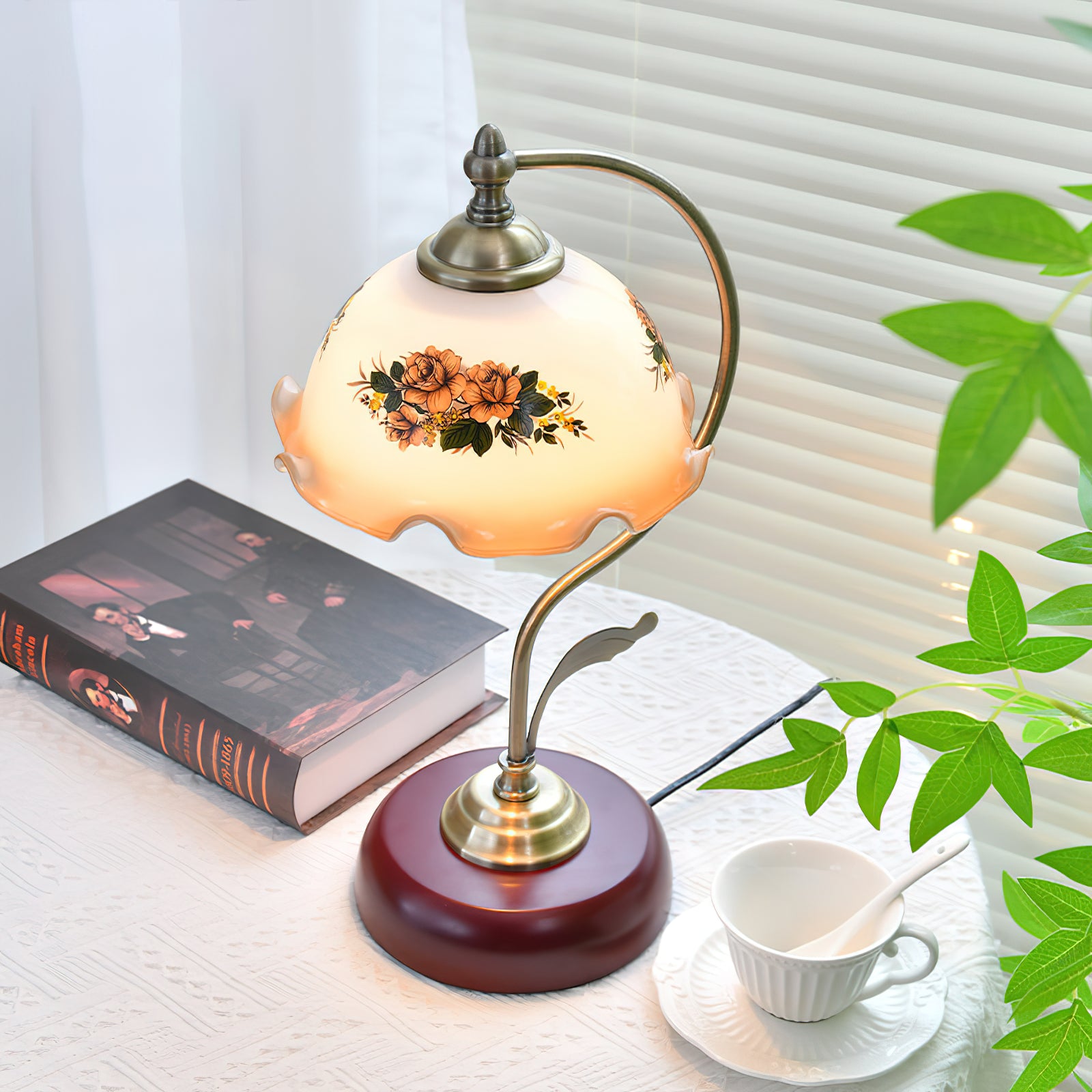 Stolna-Table-Lamp_3