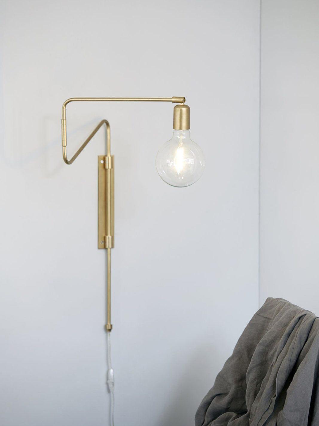 Swing_Wall_Lamp_47