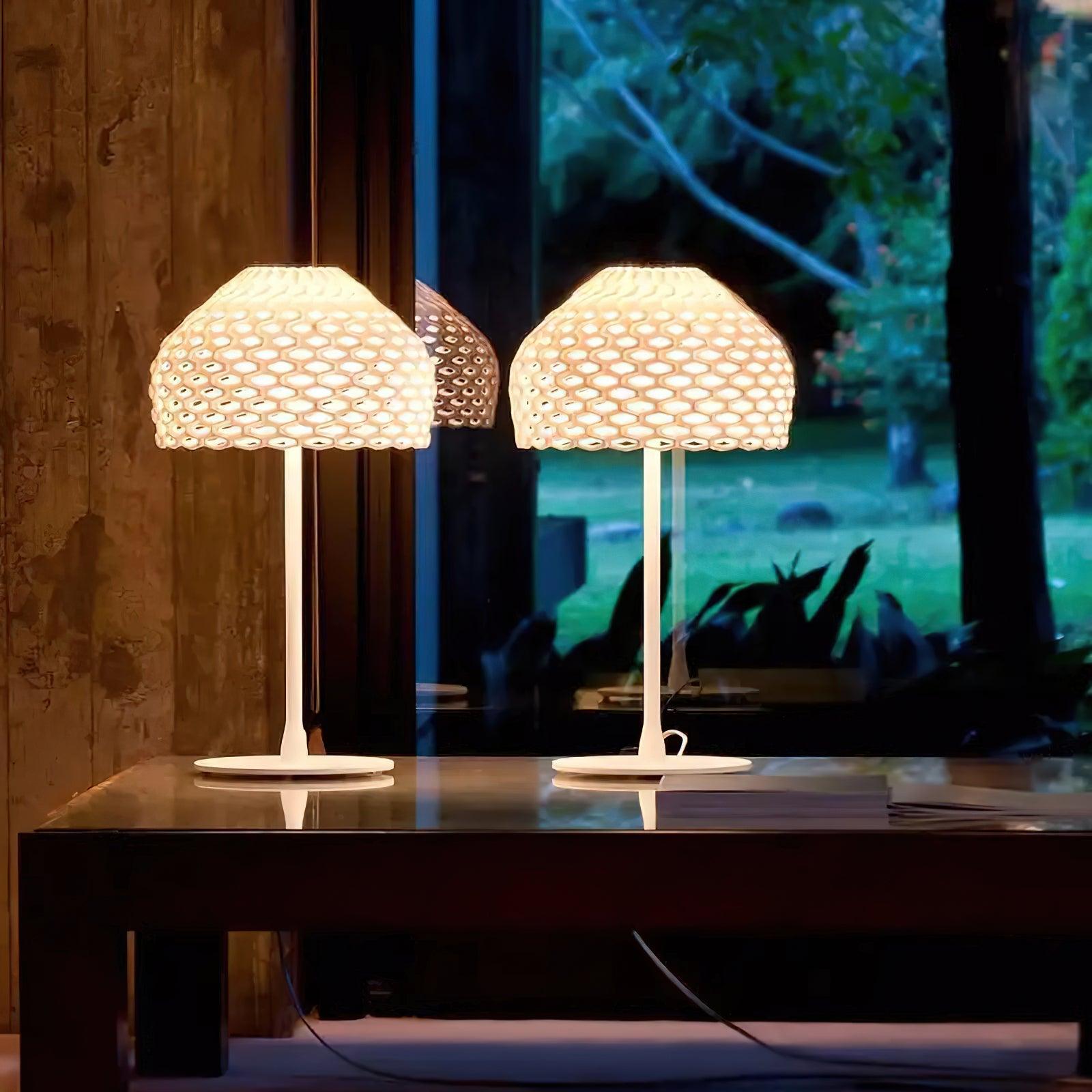 Tatou_Table_Lamp_4