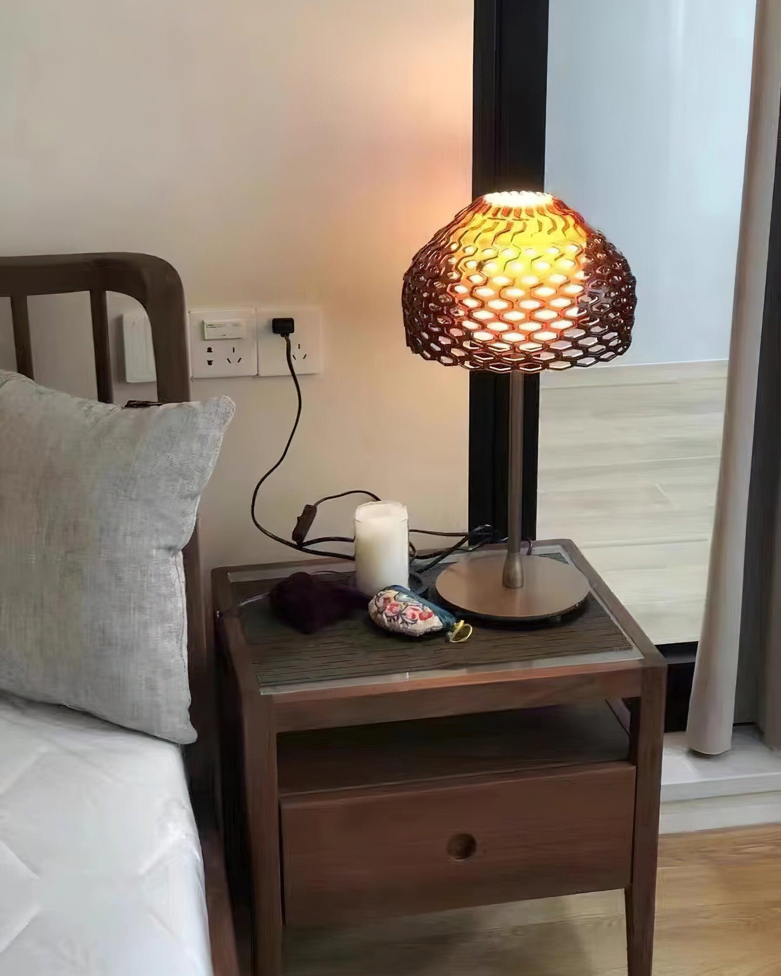 Tatou_Table_Lamp_6