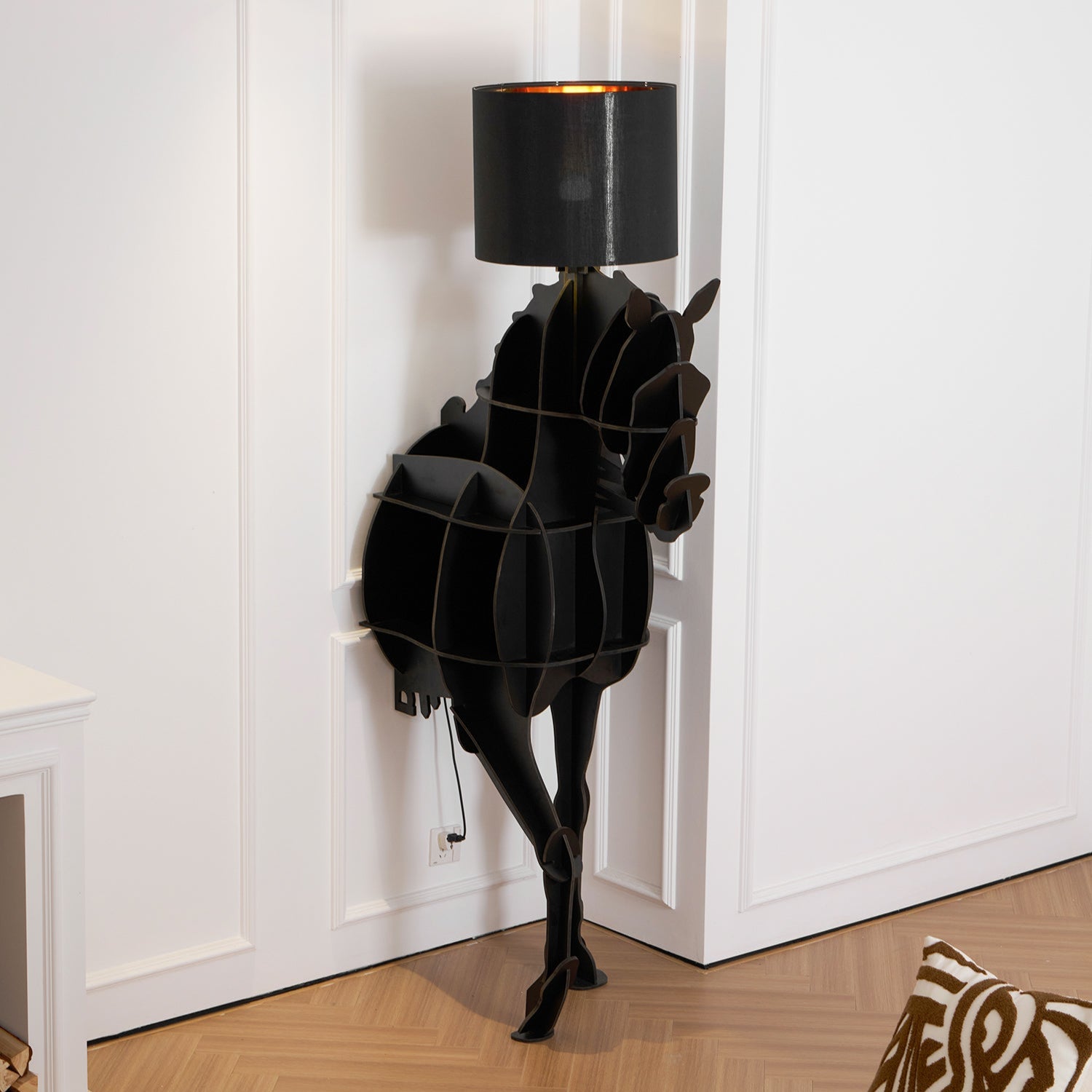 Tete_Horse_Floor_Lamp_114
