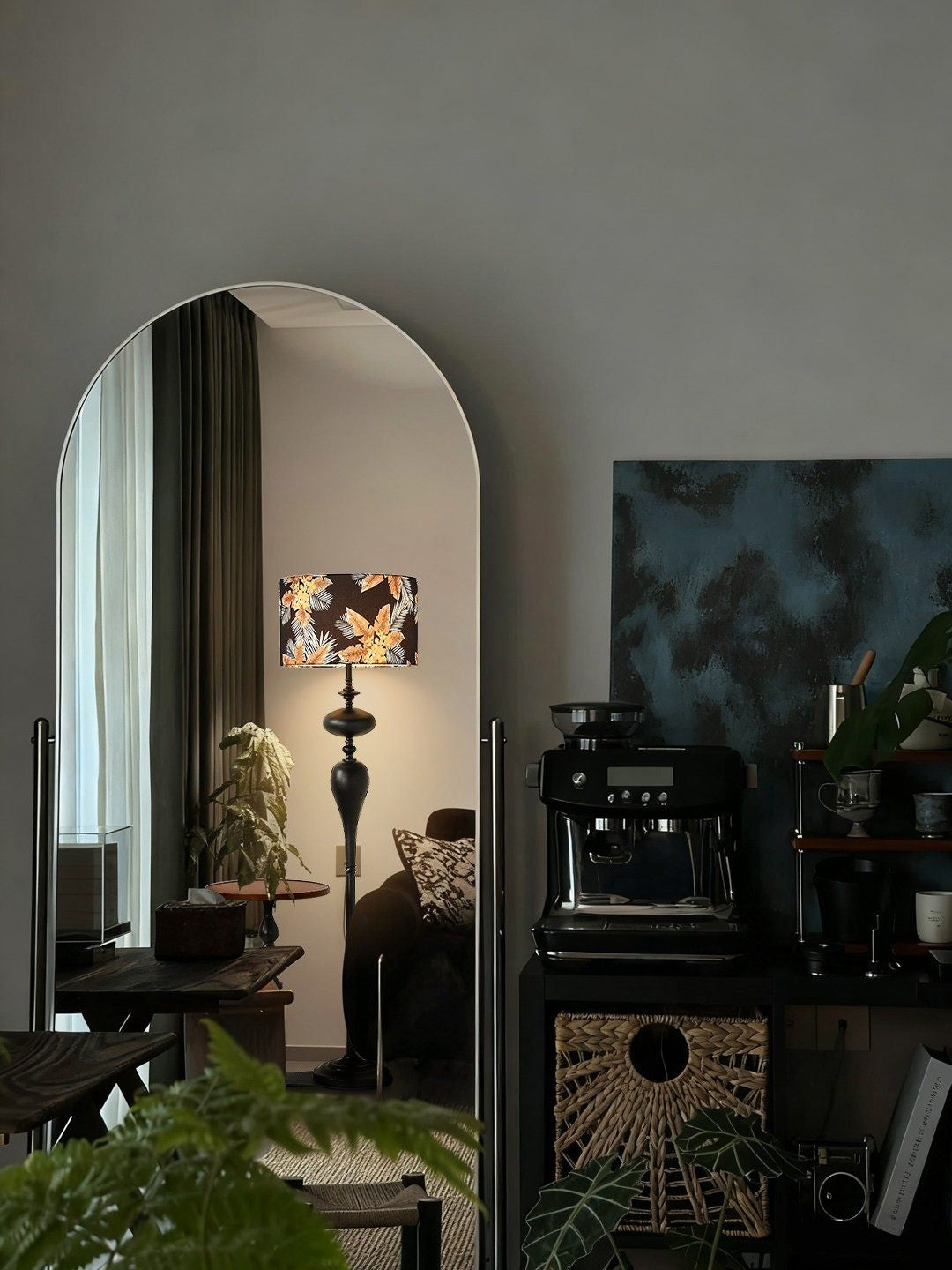 Thaddeus-Floor-Lamp_11