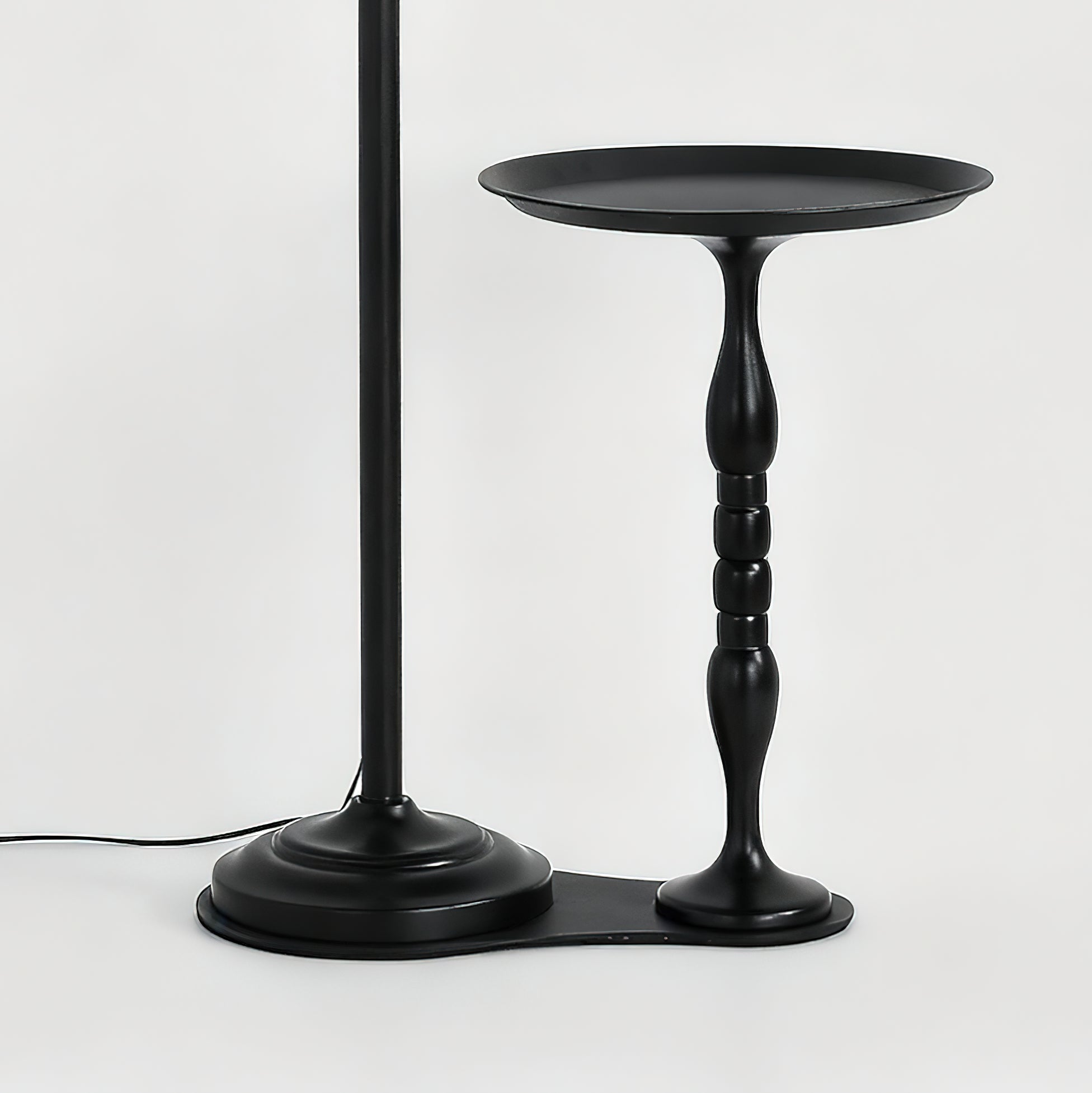 Thaddeus-Floor-Lamp_17