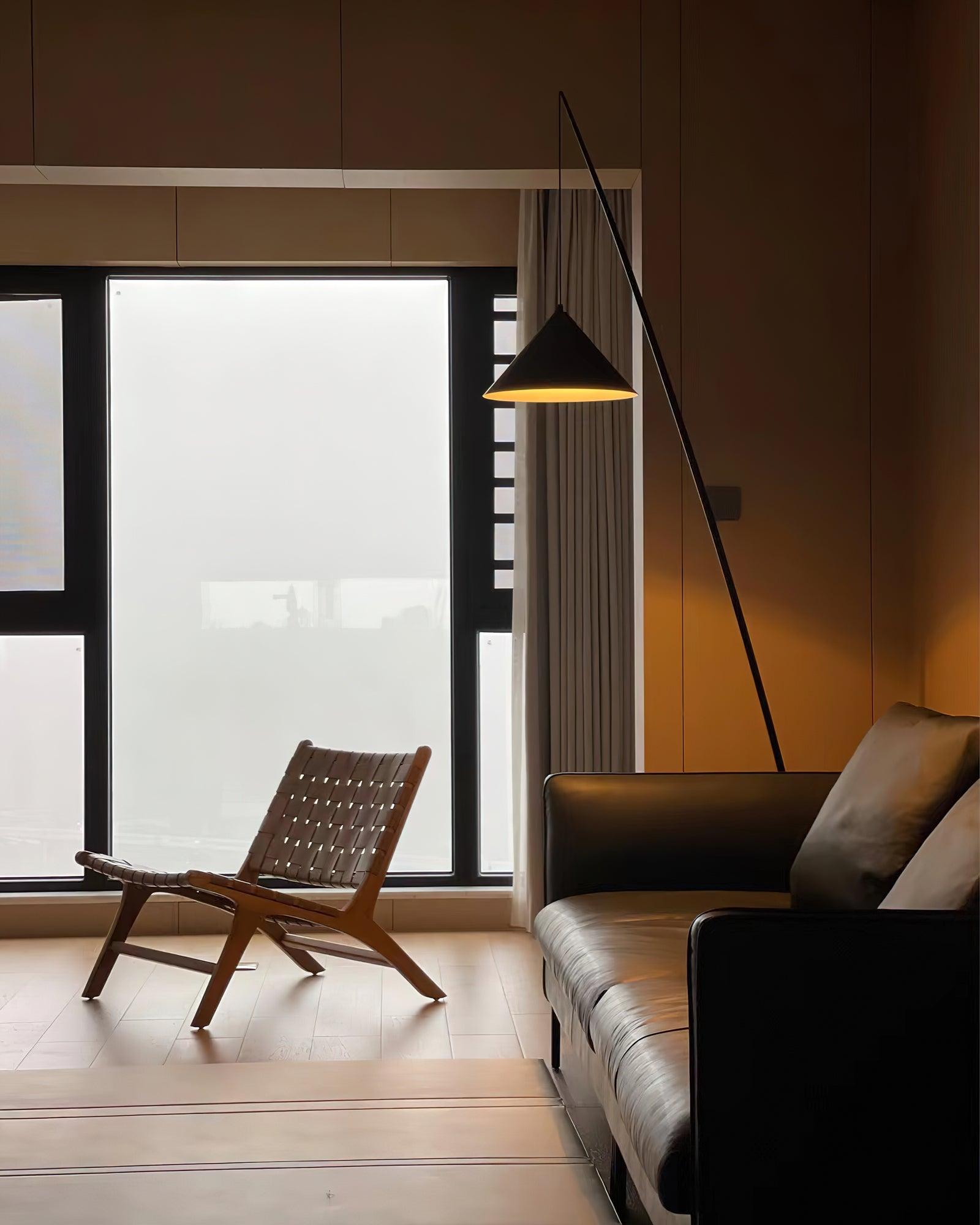 The_Noir_Arc_Floor_Lamp_8