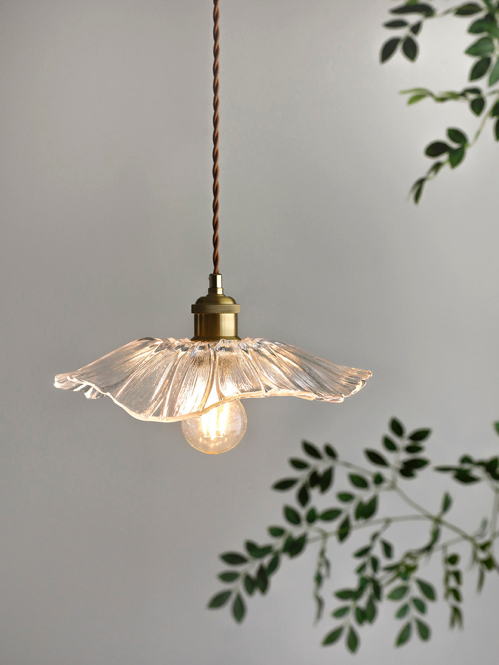 Tiffany-Lotus-Pendant-Lamp_15