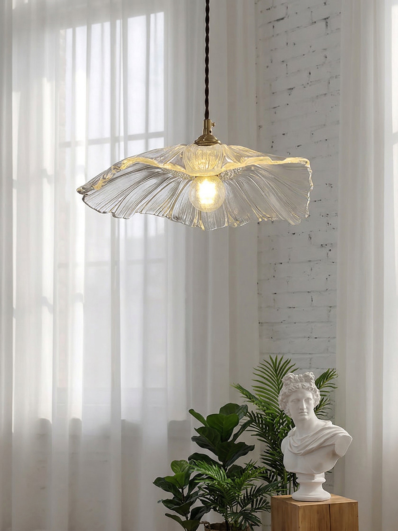 Tiffany-Lotus-Pendant-Lamp_18