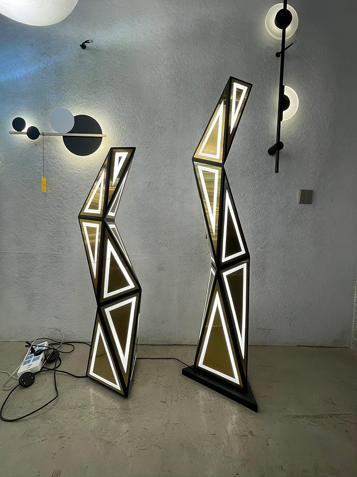 Tri23F_Floor_Lamp_8