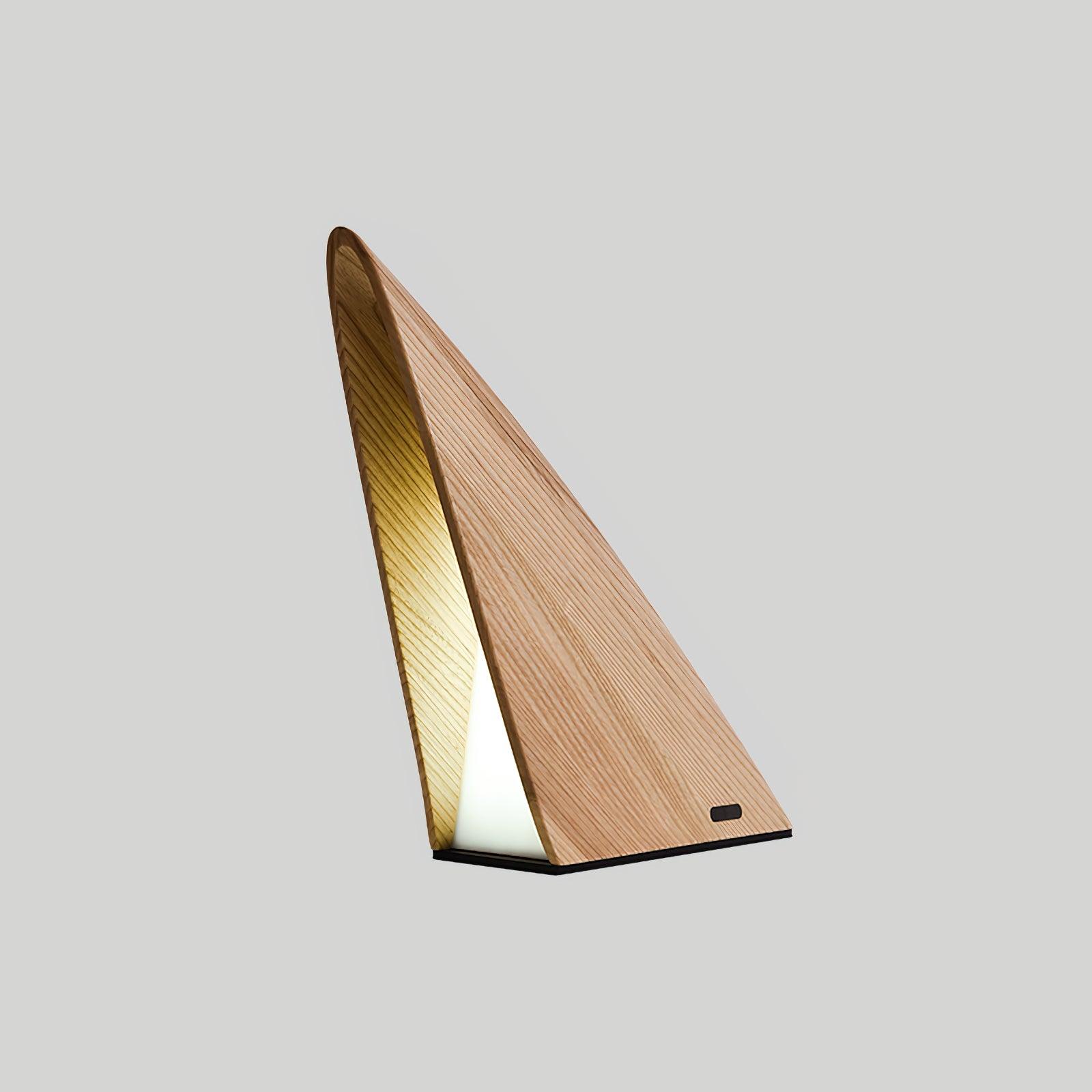 Triangular_Table_Lamp_5