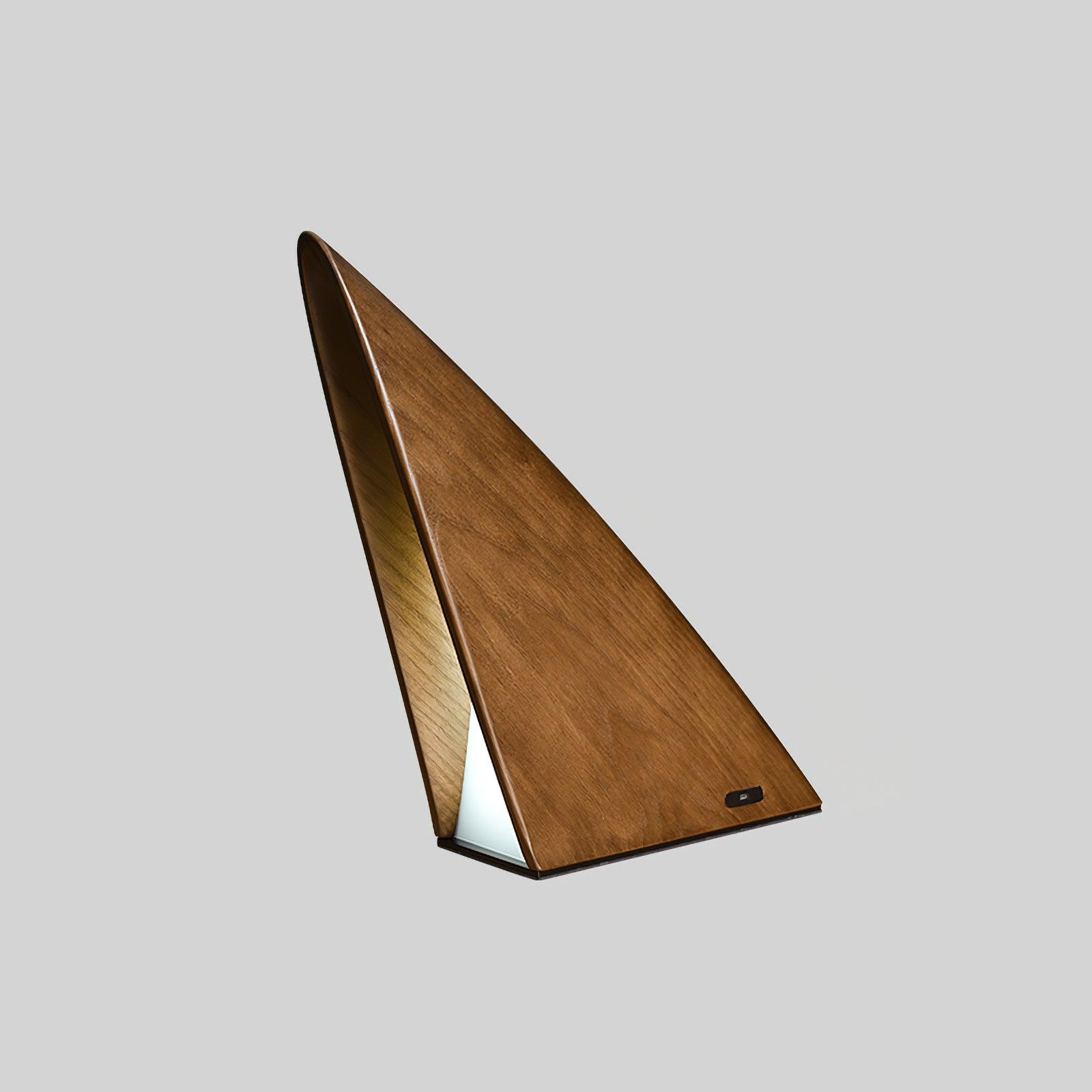 Triangular_Table_Lamp_6