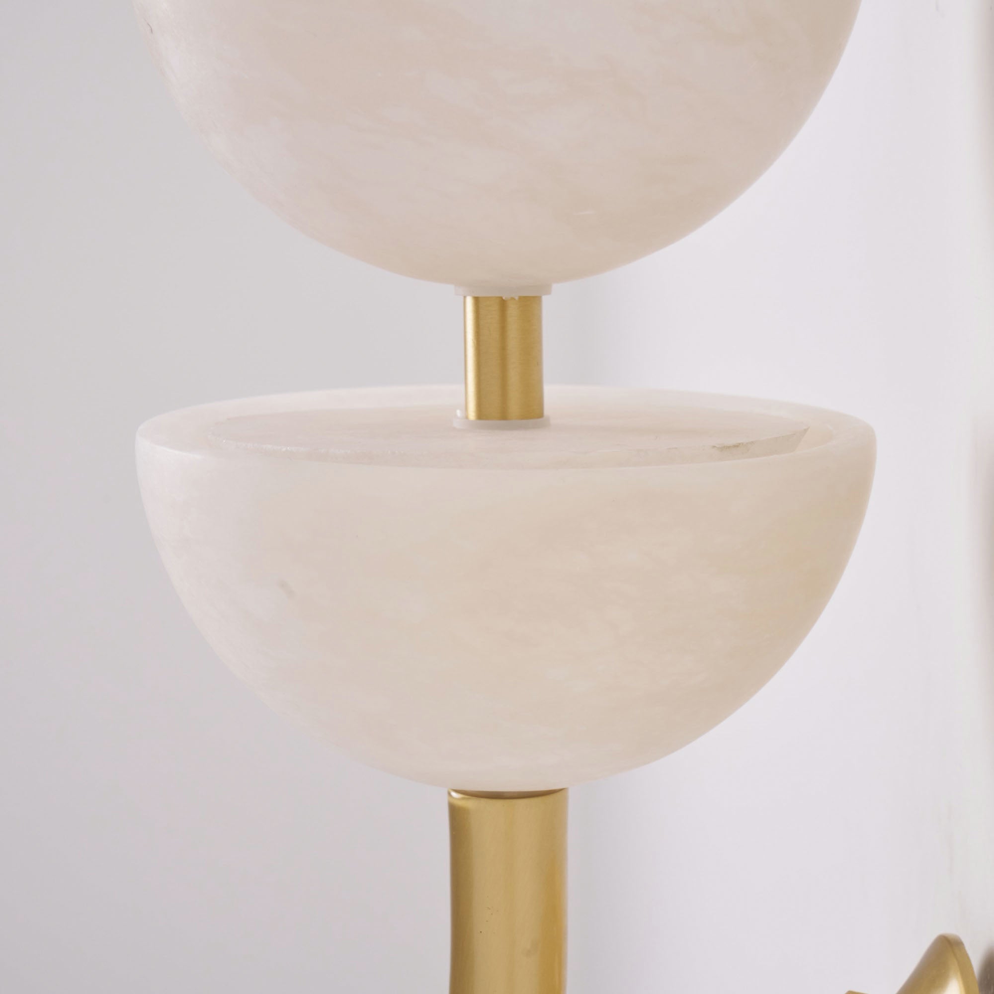 Triple_Alabaster_Wall_Lamp_7
