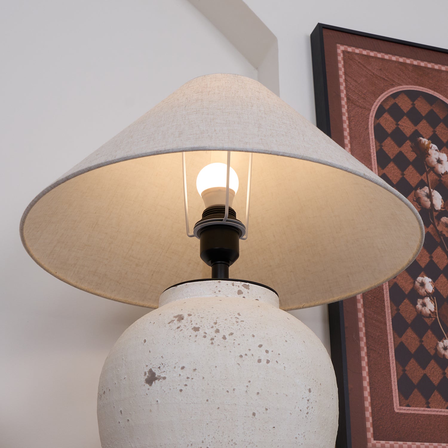 Tuscan_Stone_Table_Lamp._9