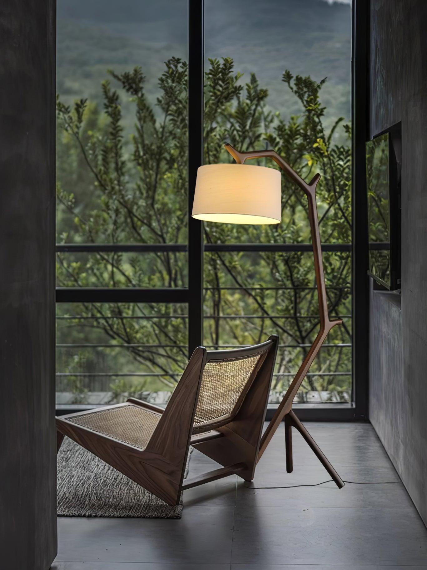 Umahi_Floor_Lamp_16