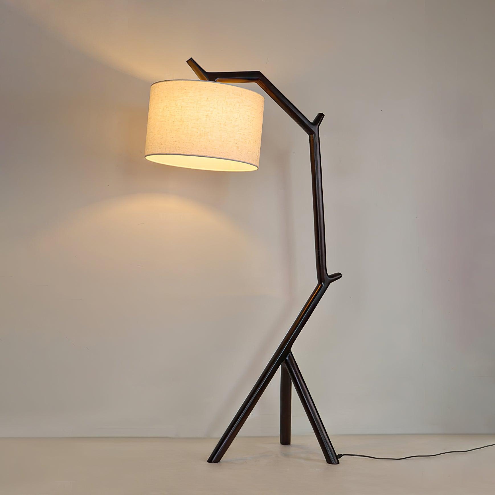 Umahi_Floor_Lamp_4