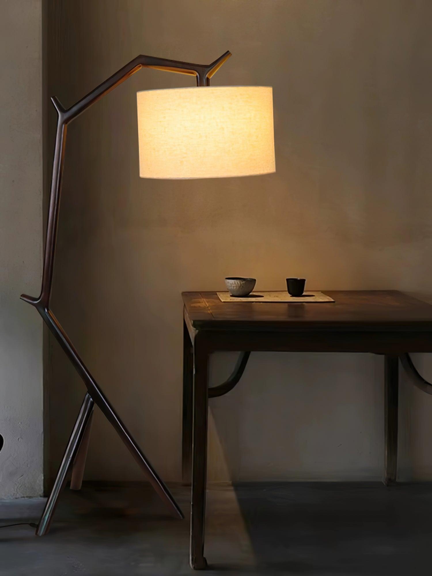 Umahi_Floor_Lamp_5