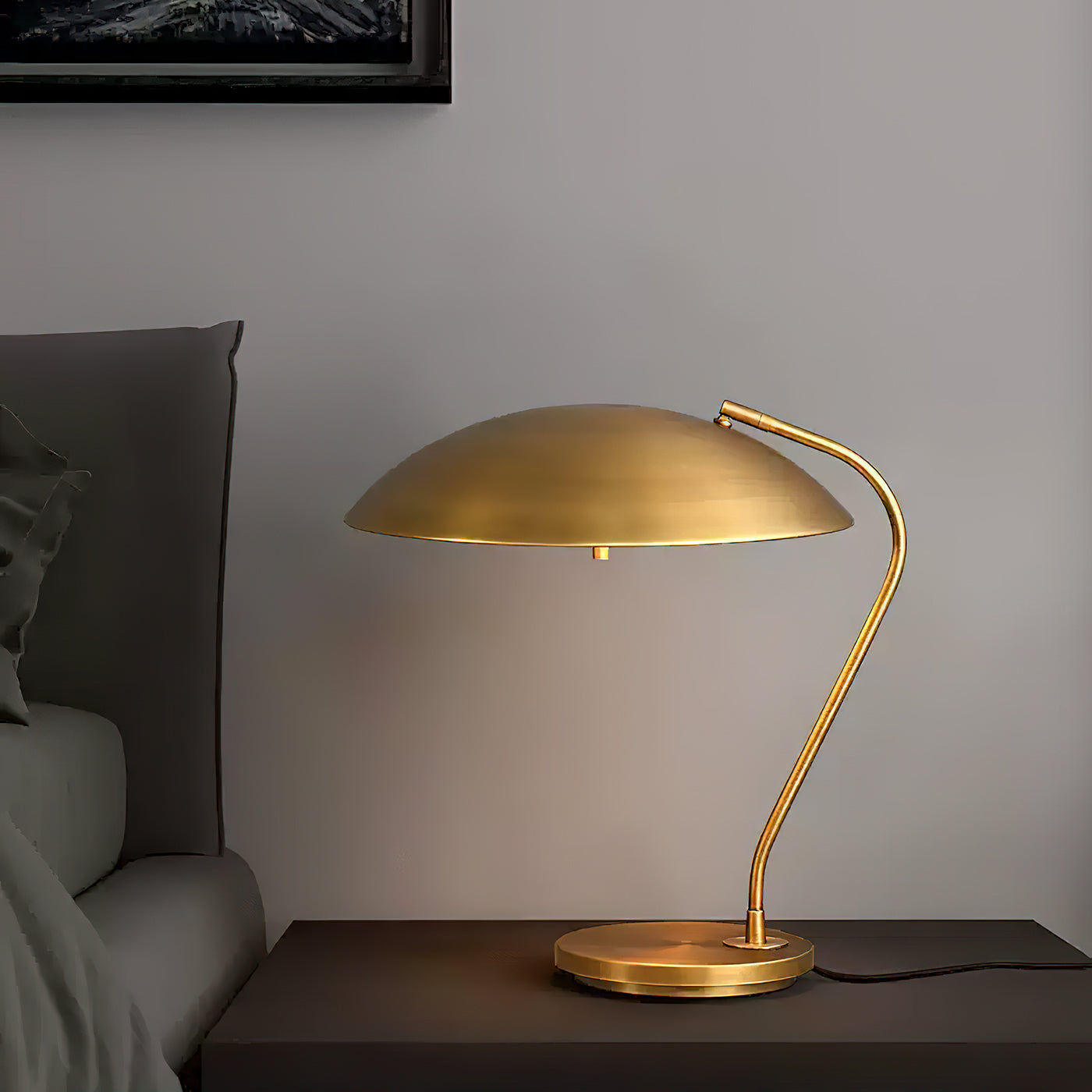 Valencia_Table_Lamp_Brass_1