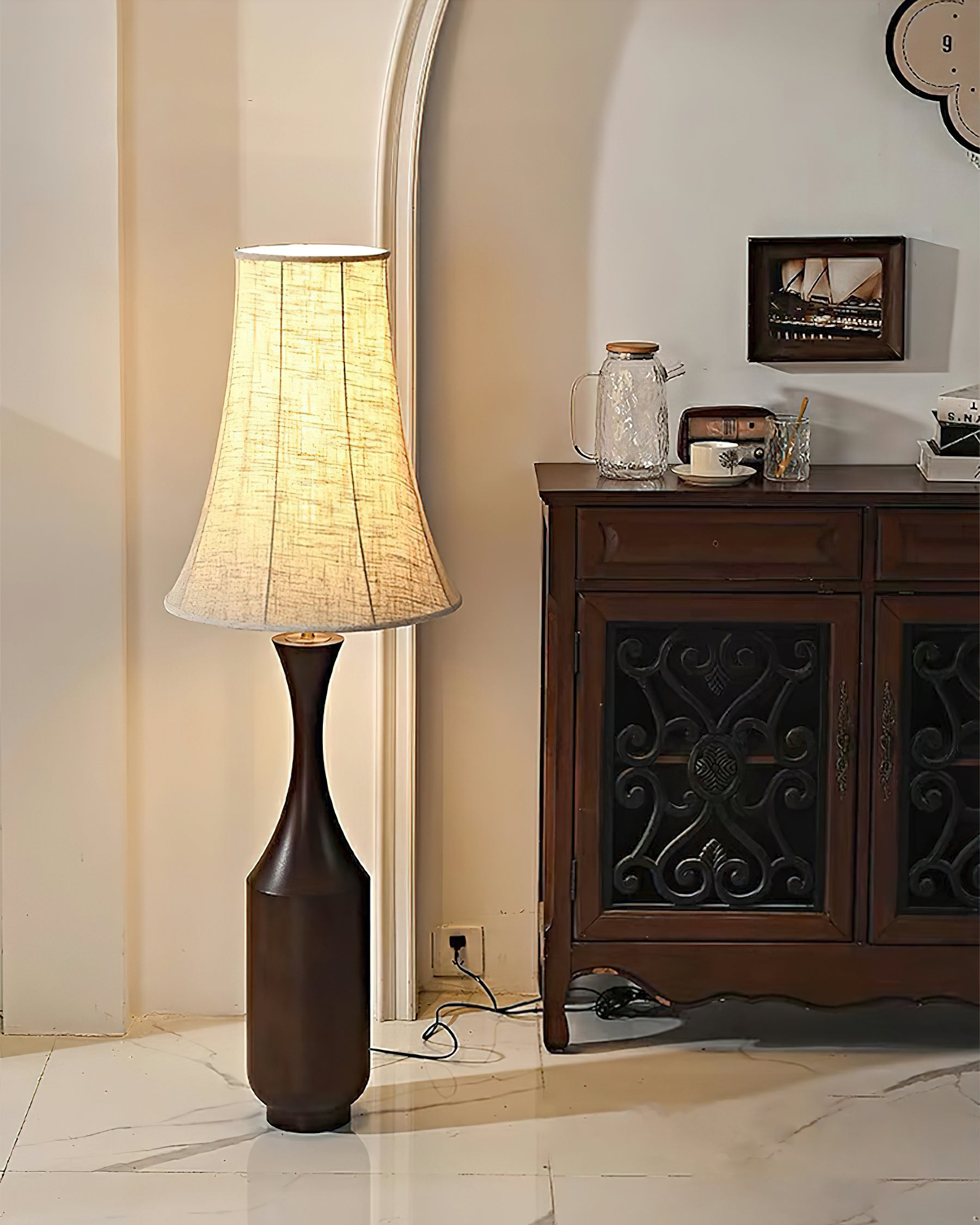 Vase_Silhouette_Floor_Lamp_10