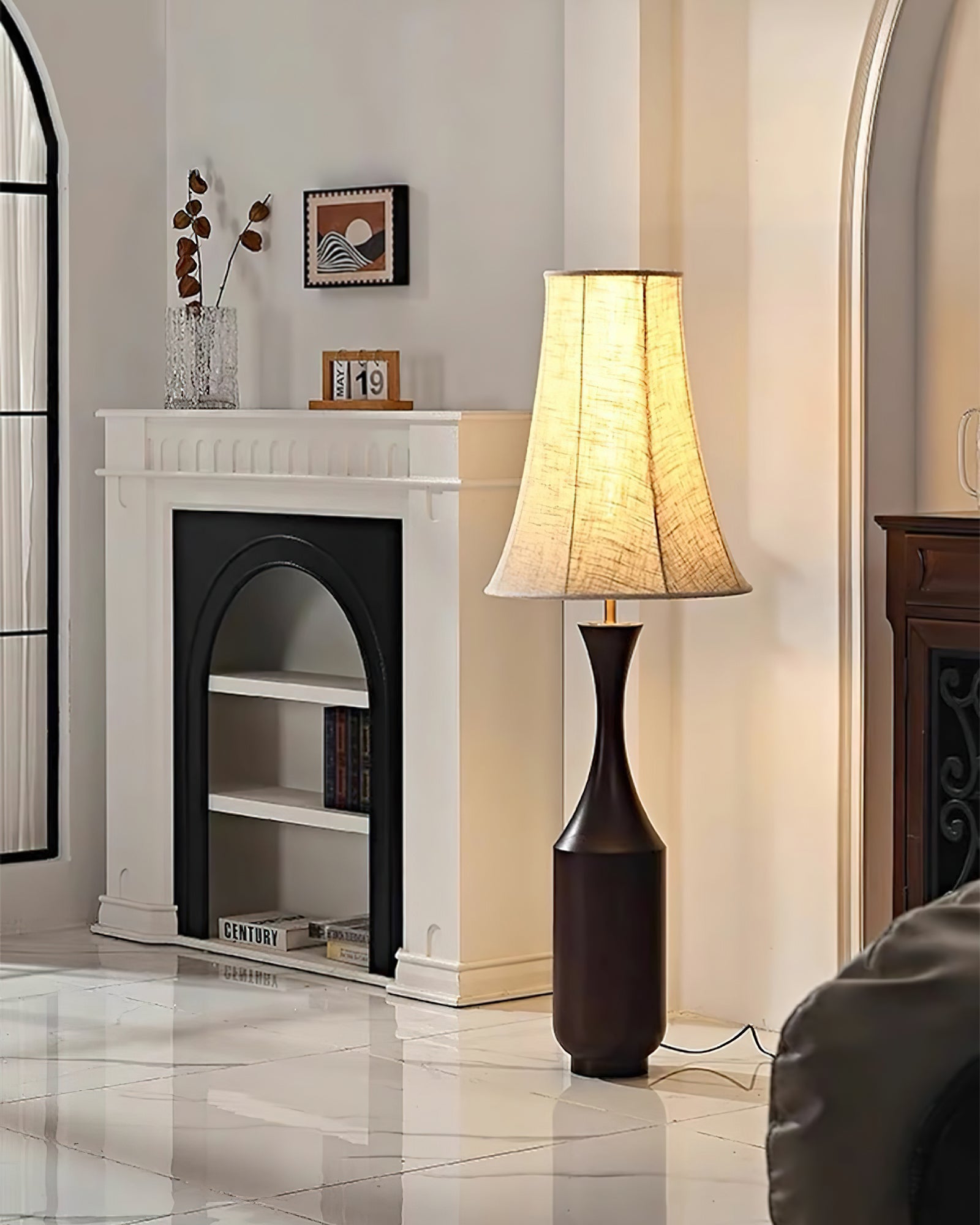 Vase_Silhouette_Floor_Lamp_11
