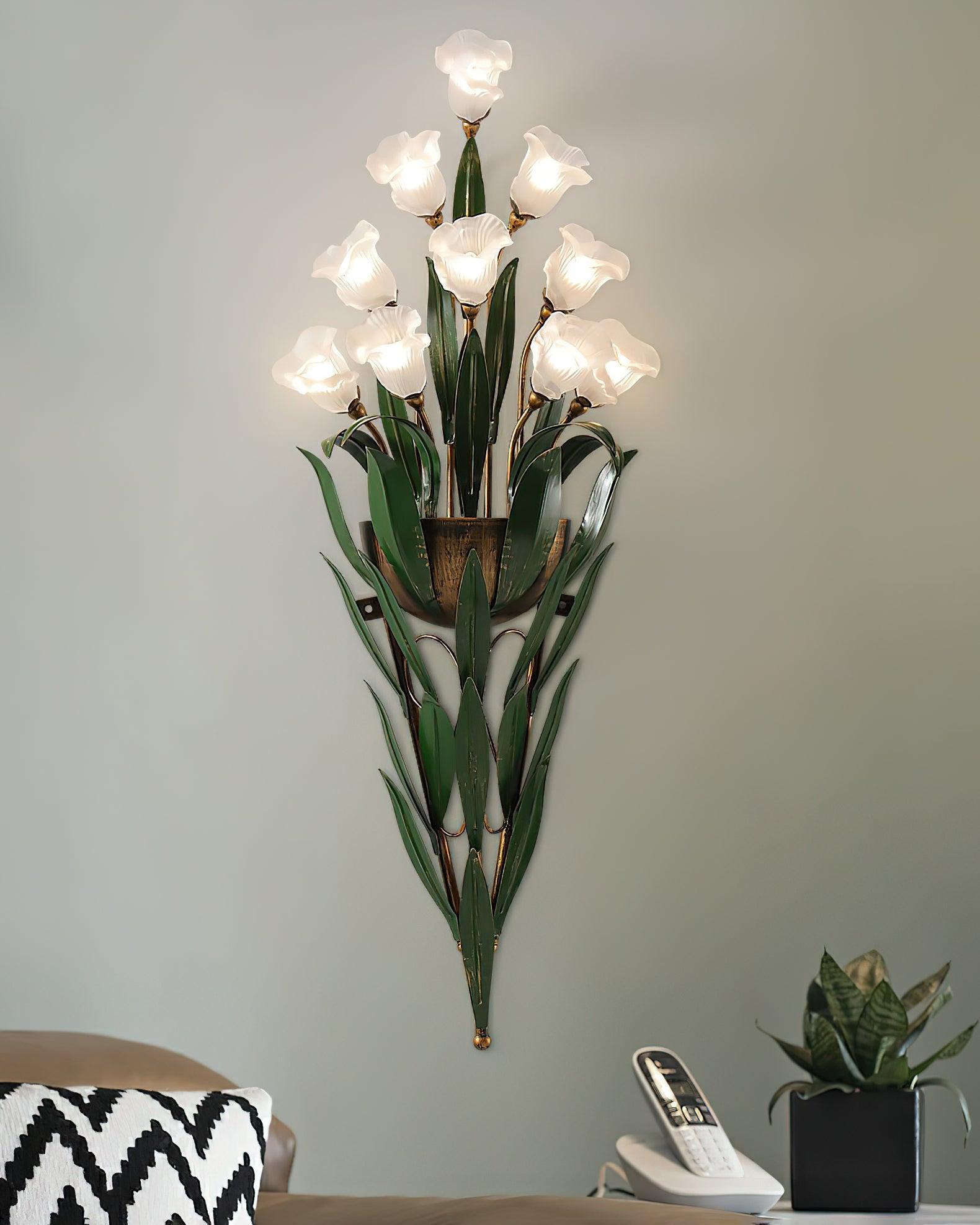 Verdant_Blossom_Wall_Lamp_2