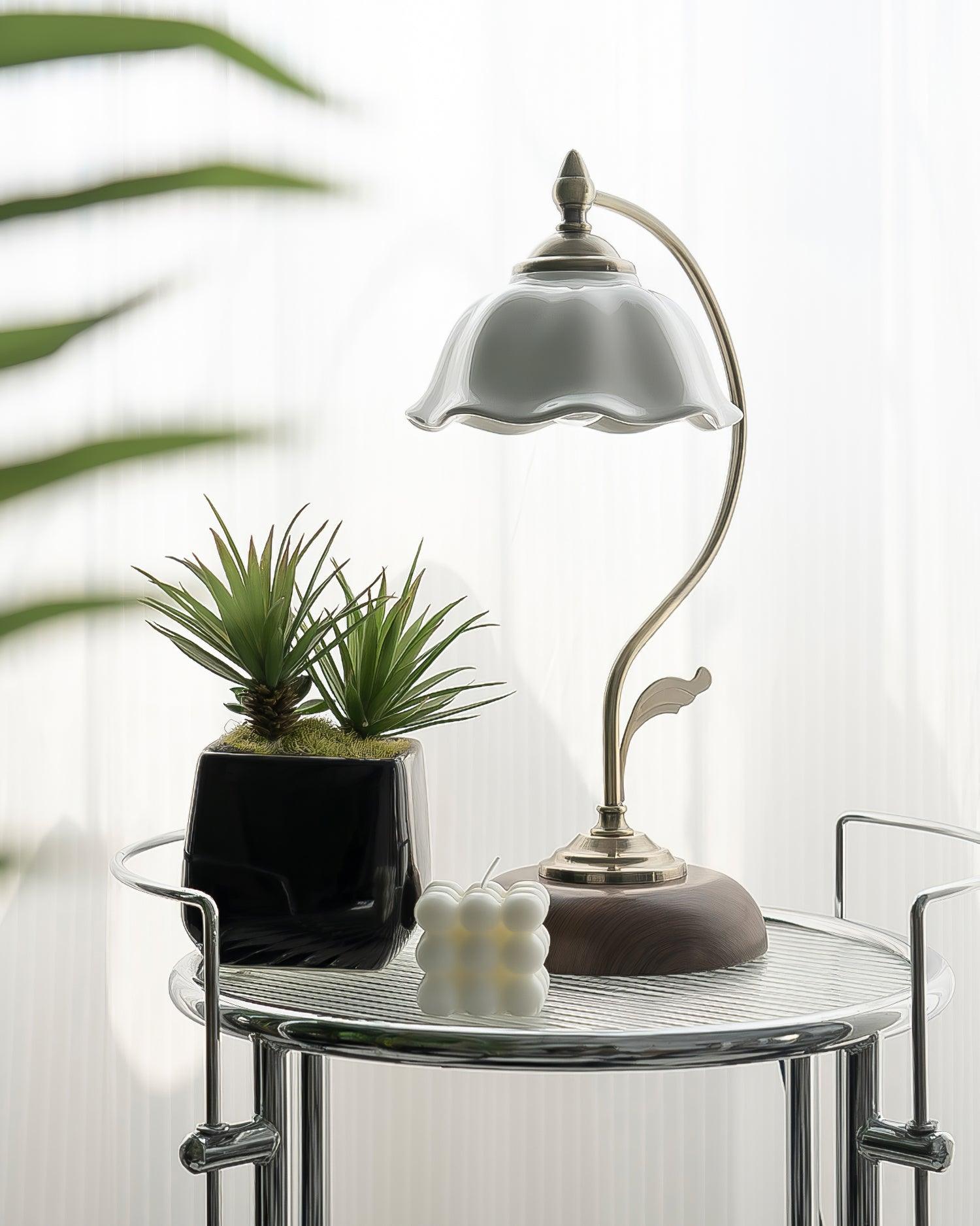 Vintage_Laiton_Table_Lamp_4