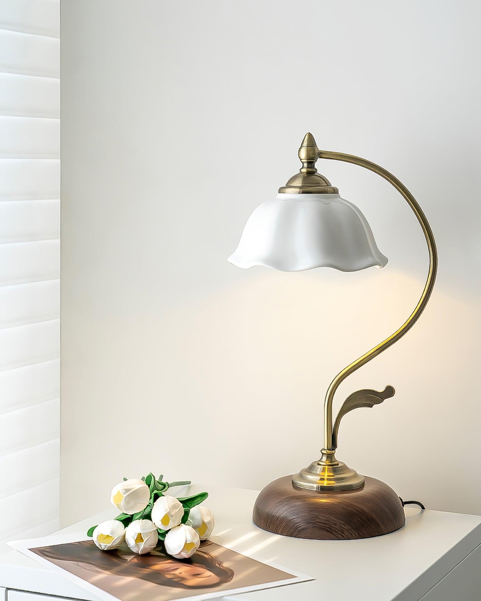 Vintage_Laiton_Table_Lamp_9