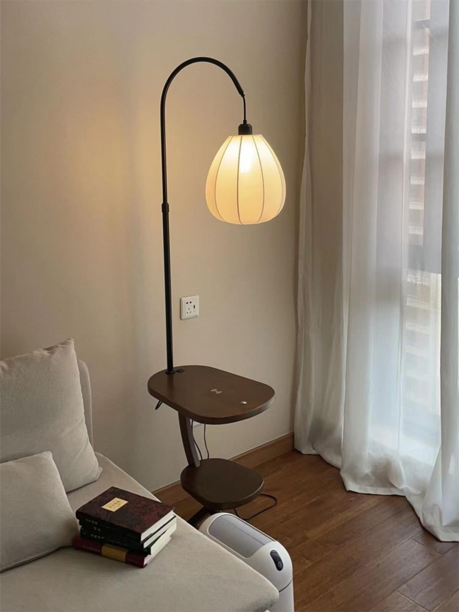 Vintage_Magazine_Floor_Lamp_6