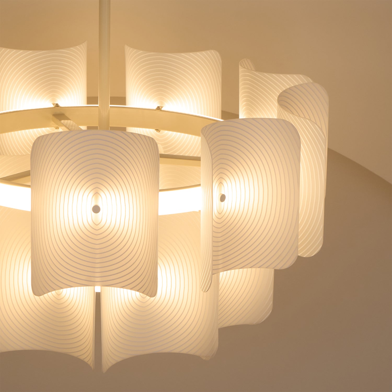 Vitre_LED_Chandelier__1