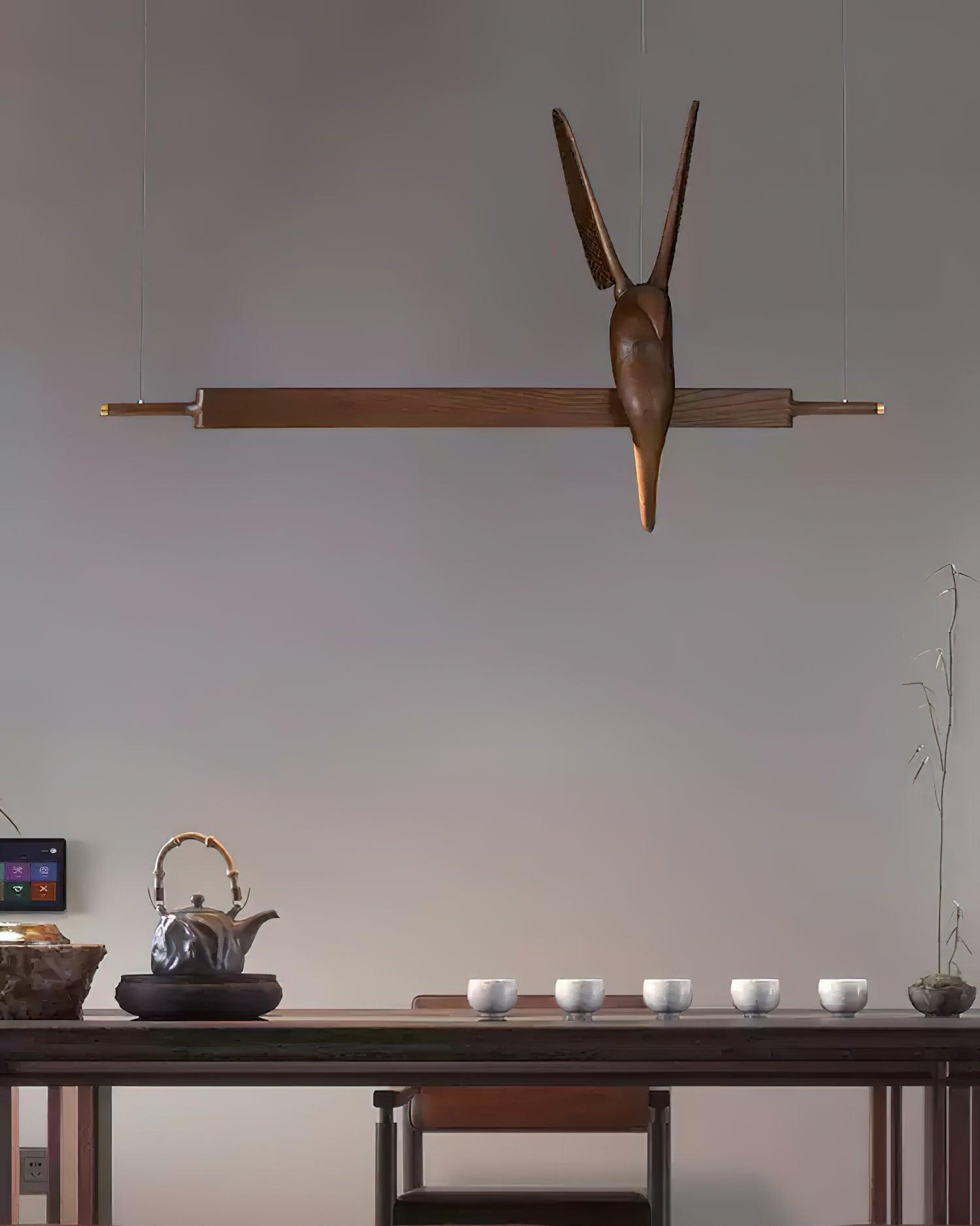 Wait_Chandelier_2