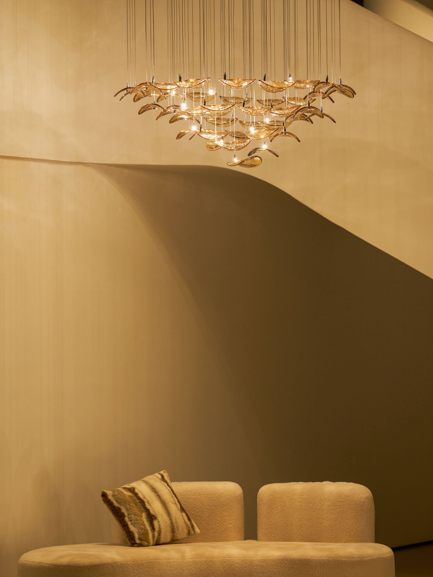 Wave-_Floating_-Leaf_-Chandelier-_2
