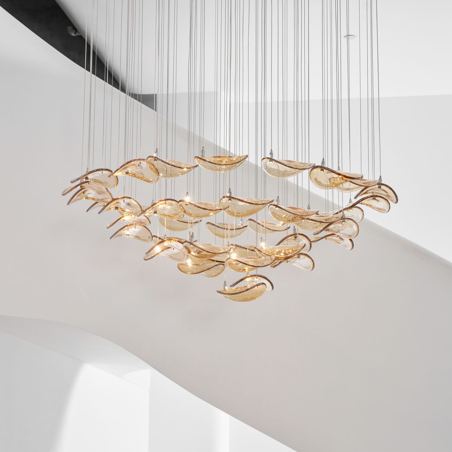 Wave-_Floating_-Leaf_-Chandelier-_9