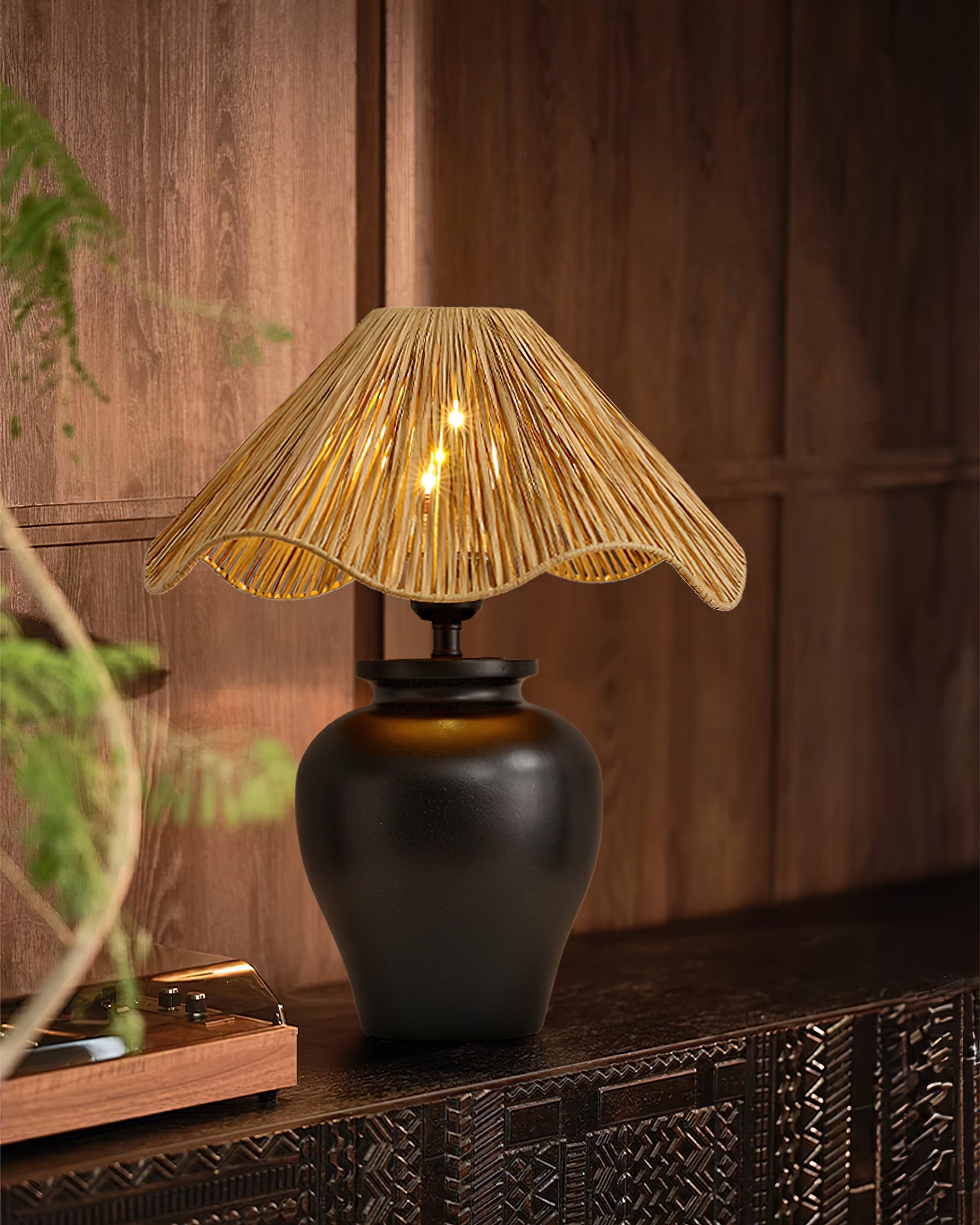 Wavecrest_Table_Lamp_1