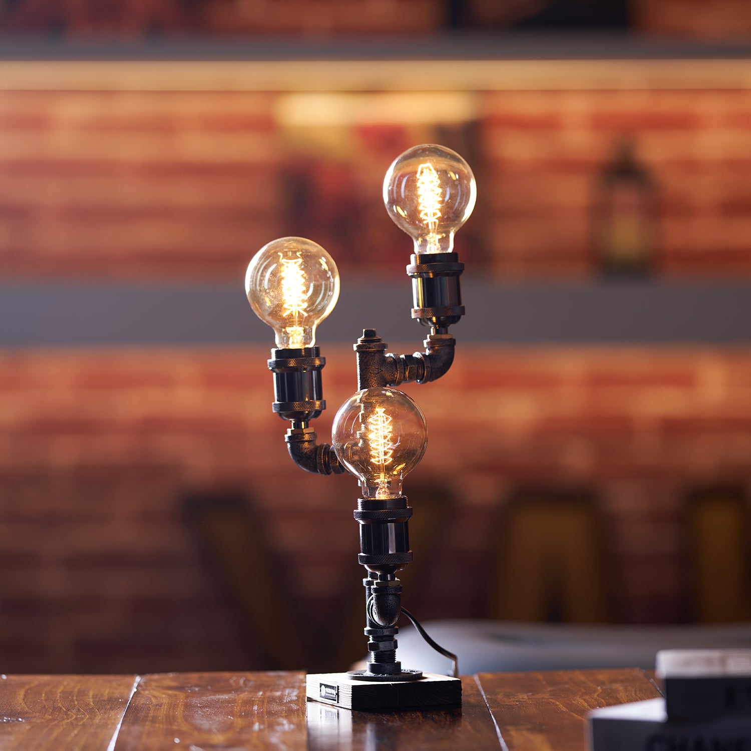 Wood-Edison-Table-Lamp_9
