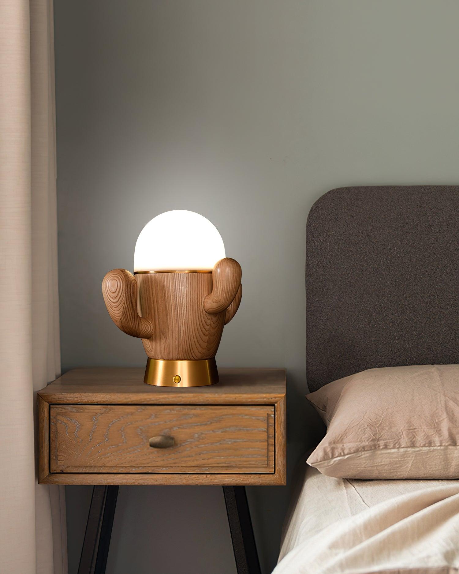 Wooden_Cactus_Table_Lamp_7