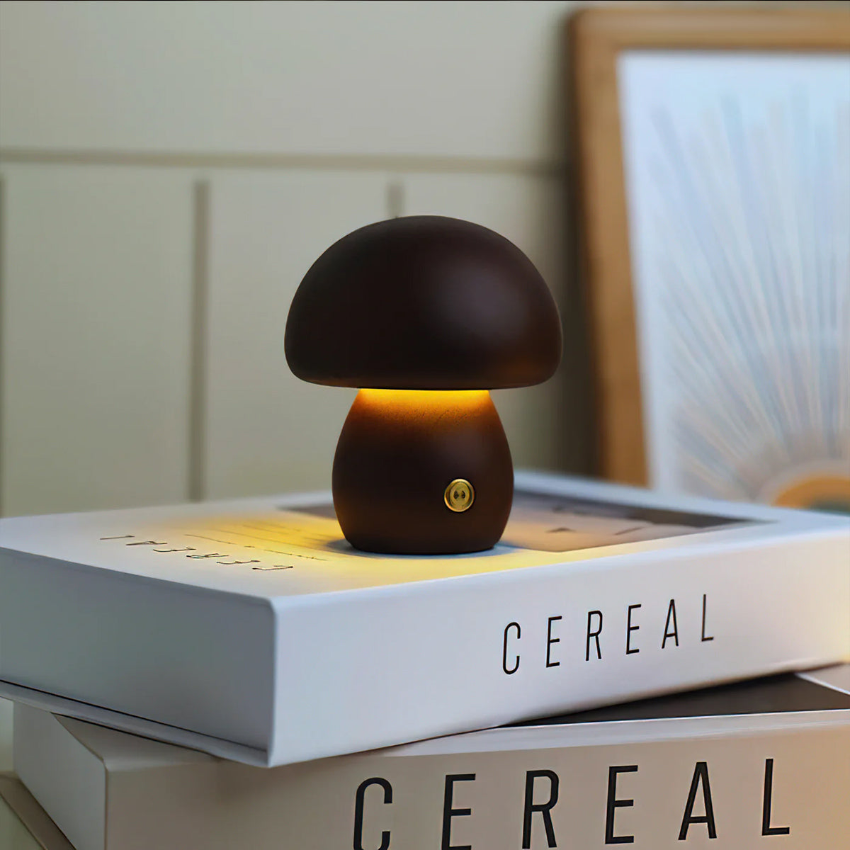 Wooden_Mushroom_Table_Lamp_2_c019f936-5b9c-4eb9-9de6-1aaff406bc1d