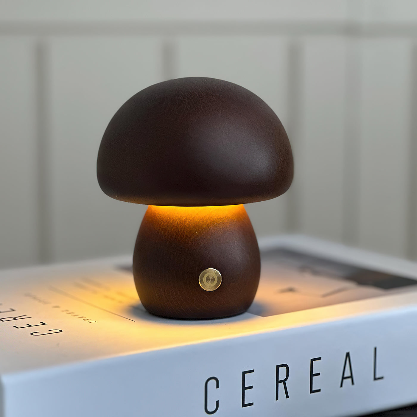 Wooden_Mushroom_Table_Lamp_6_9b5ae416-cecd-491d-a4b4-6906490e4bf9